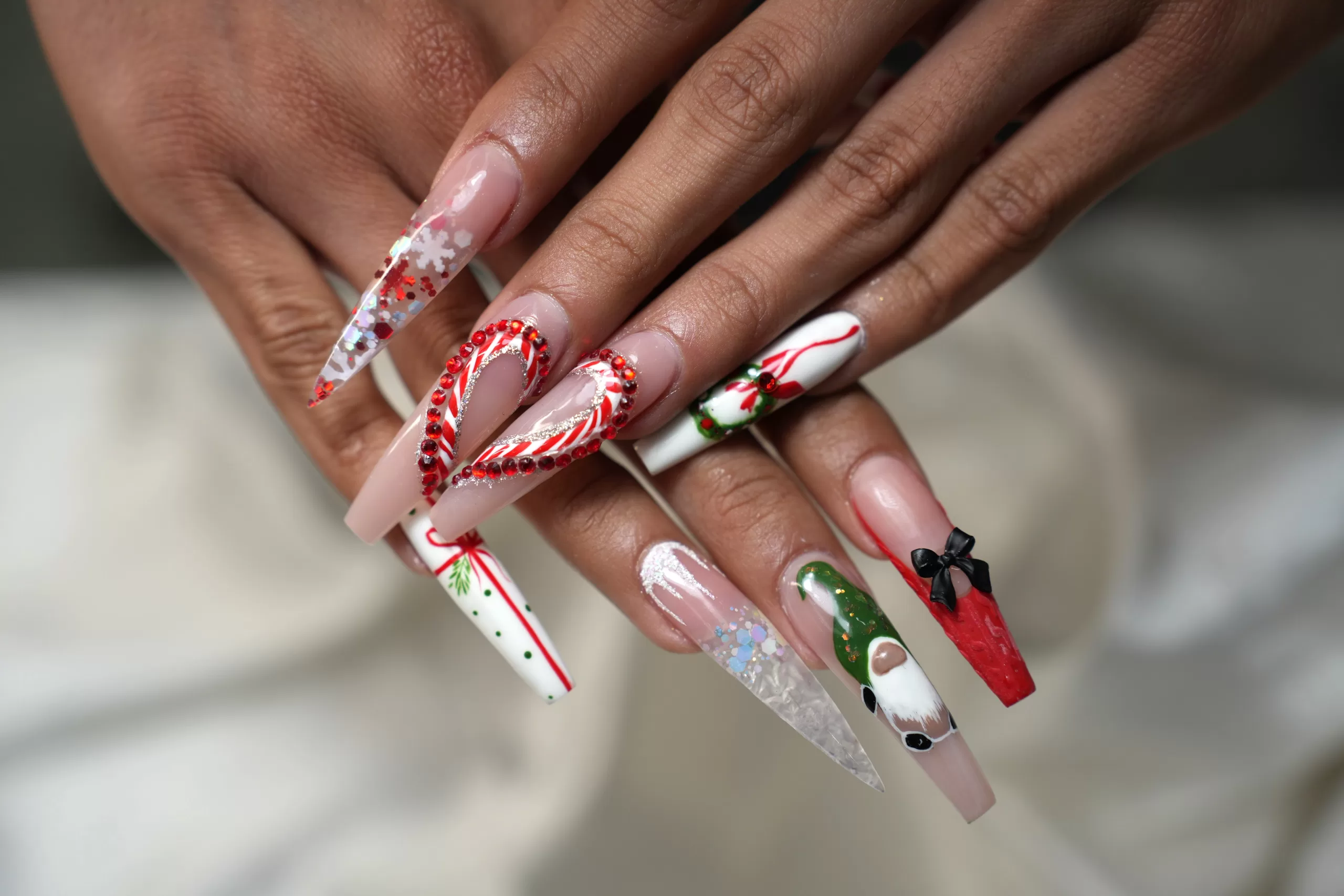 Nail Salon Christmas Holiday Nail Art